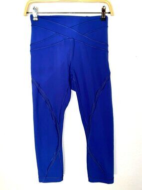Lululemon Free Flow Cropped Blue Leggings Size 6